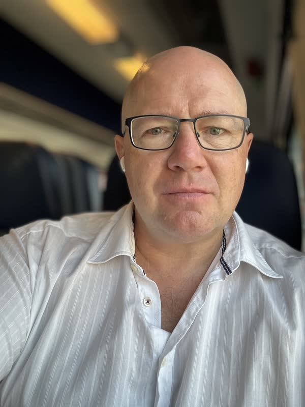 Alex Giss – Co-Gründer Intellisol, IT und AI Spezialist